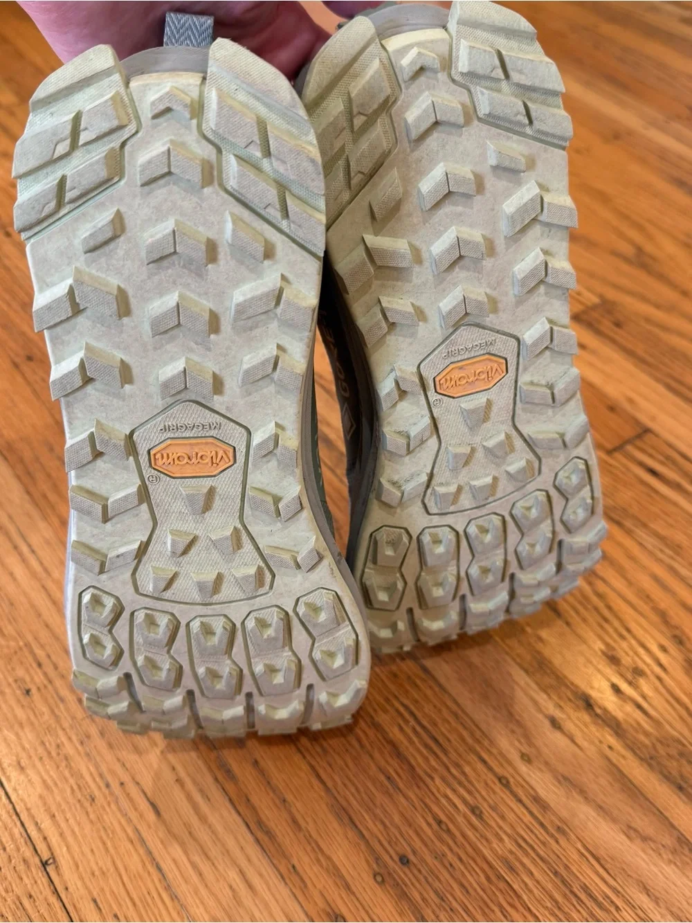Altra Women's Lone Peak 9+ GTX